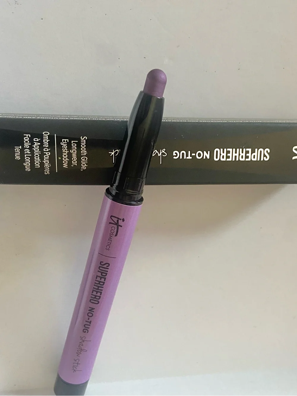 it cosmetics Superhero No-Tug Shadow Stick epic amethyst